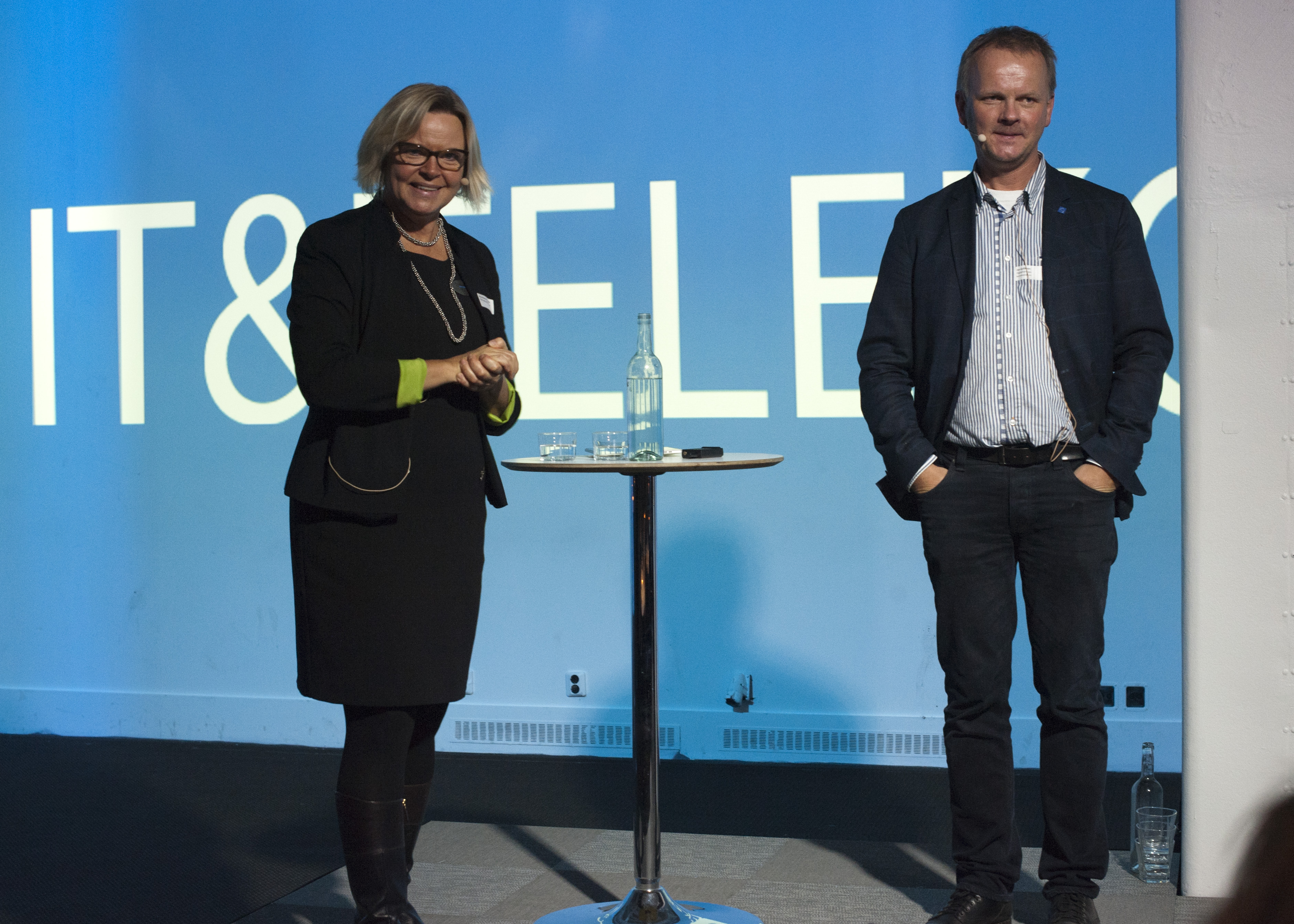 Anne-Marie Fransson och Jan Gulliksen ordförande Digitaliseringskommissionen.jpg